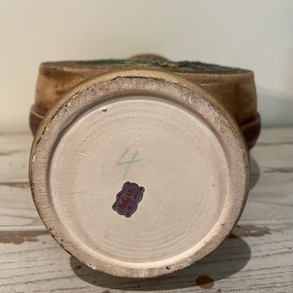 Vintage Norleans Large 3-D Ceramic Pitcher or Urn with spout Japan - Picture 6 of 9